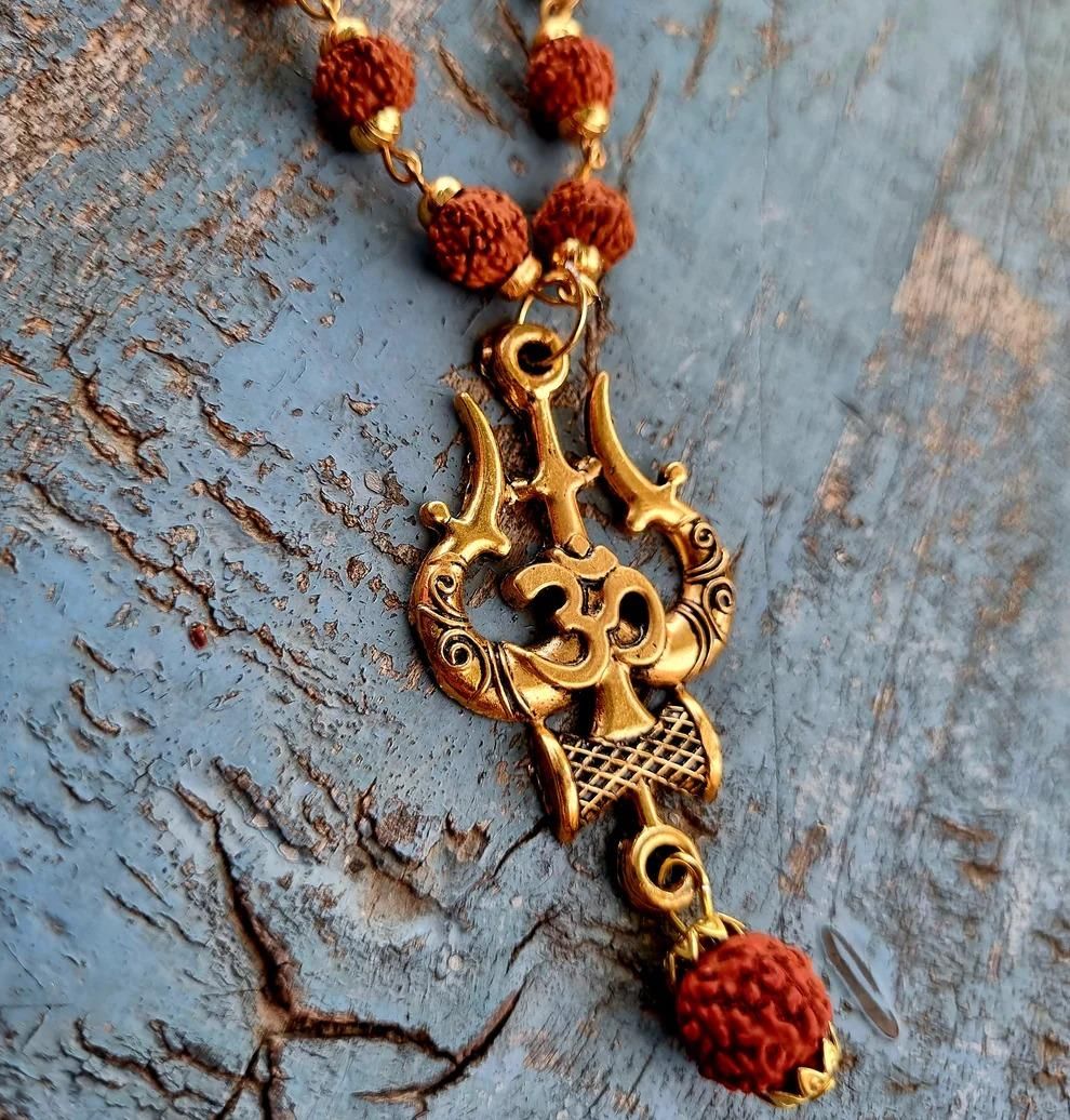 Gleaming Mens Gold Plated Rudraksha Chains